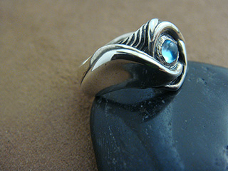 アトリエ４畳半　渦リング