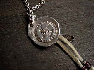 シルバーフェザーメタルトップ