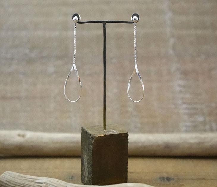 シルバー　ピアス
