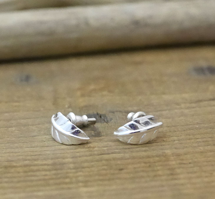 シルバー　ピアス