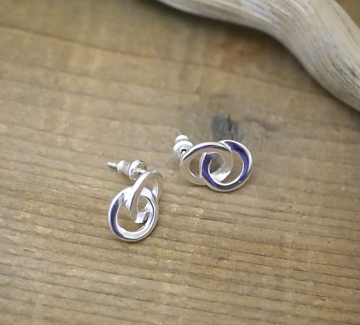 シルバー　ピアス