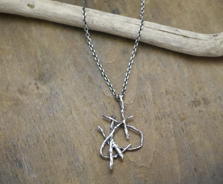 木の枝シルバーペンダント