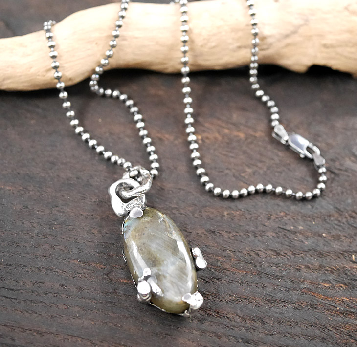 RYOKU ラブラドライト×シルバー　天然石ペンダントトップ　1点モノ