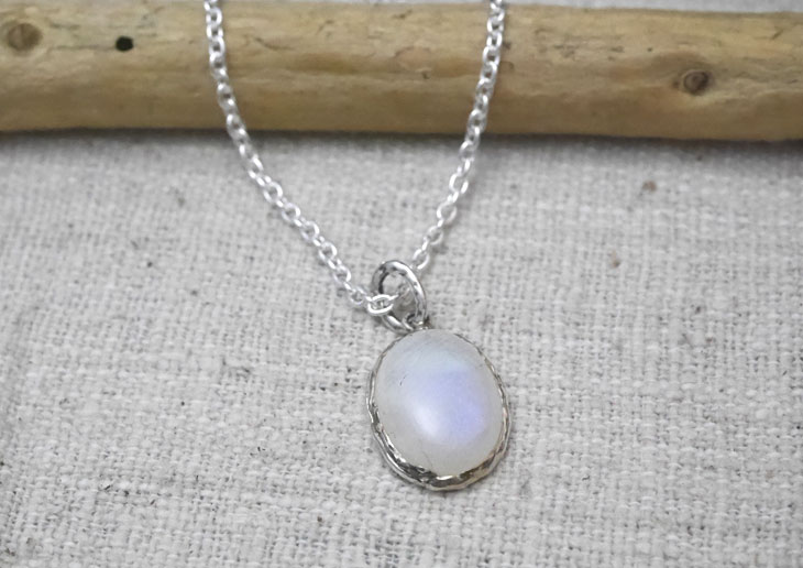 レインボームーンストーン　ペンダントトップ